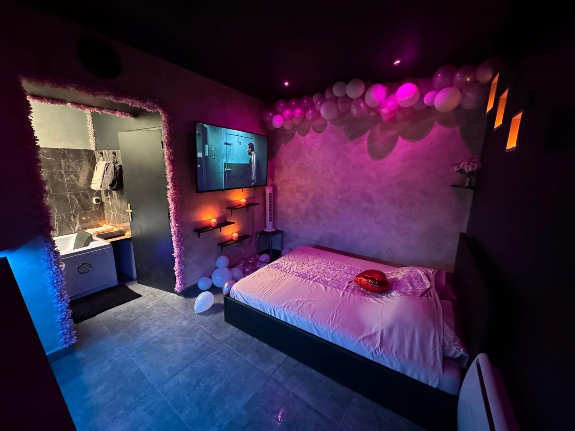 ليون Love Room Spa Jacuzzi المظهر الخارجي الصورة